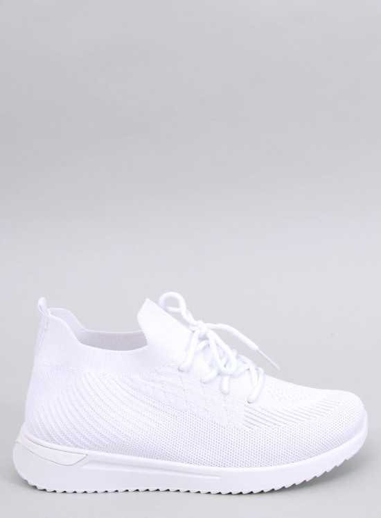 Sneakers bianche da donna realizzate in tessuto elastico