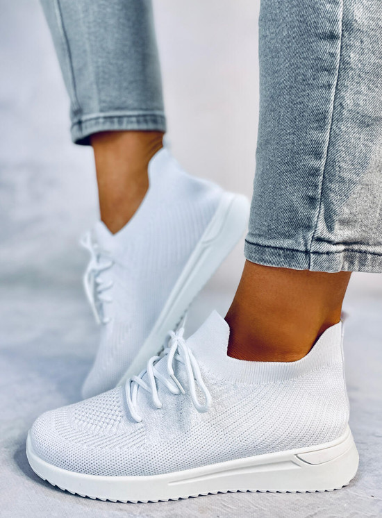 Sneakers bianche da donna realizzate in tessuto elastico