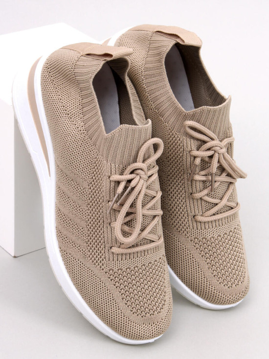 Sneakers sportive beige realizzate in tessuto elastico