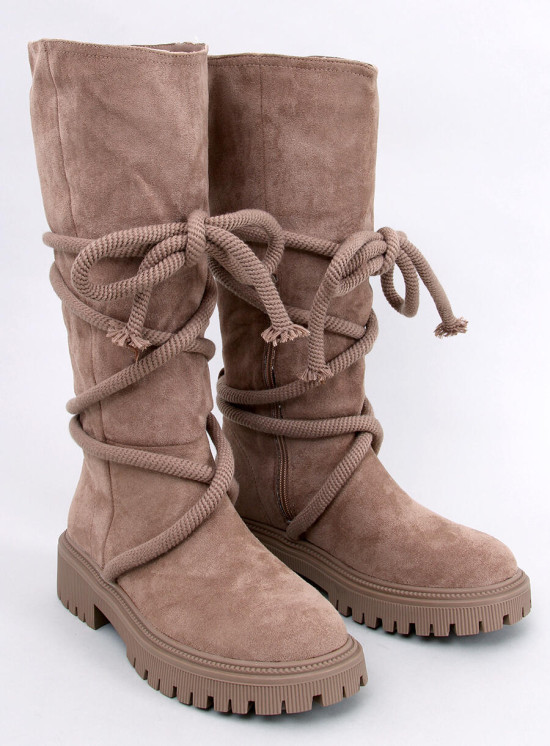 Stivali in camoscio beige con lacci