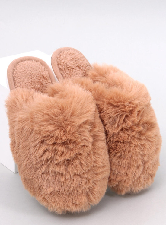 Pantofole con pelliccia artificiale cammello