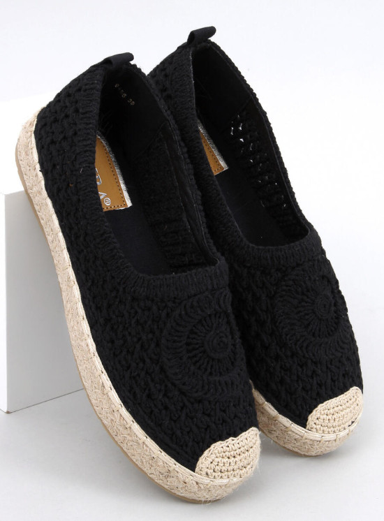 Espadrillas nere con tomaia lavorata all'uncinetto