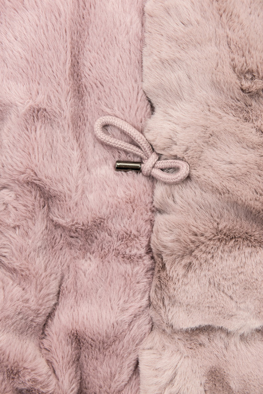 Parka rosa chiaro con bordo in pelliccia rimovibile
