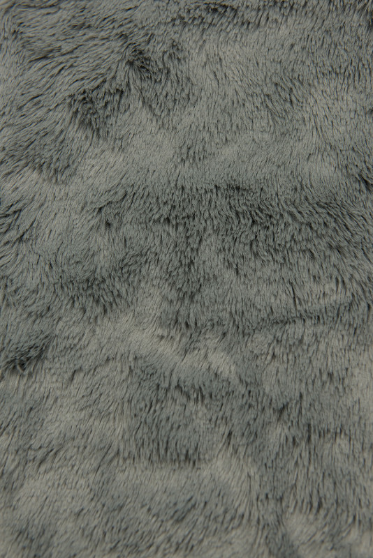 Giubbotto in denim blu con pelliccia grigia