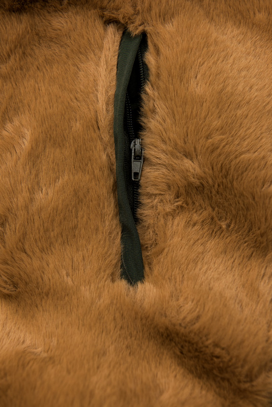 Parka invernale marrone con peluche marrone