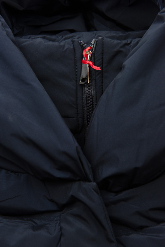 Gilet invernale blu scuro con cappuccio