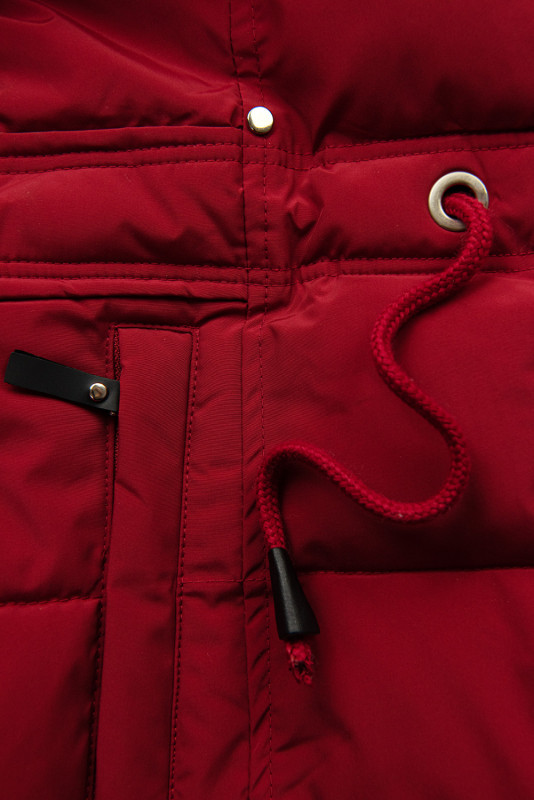 Giacca invernale rossa con coulisse in vita