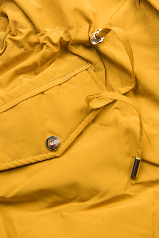 Parka gialla-beige con bordo in pelliccia