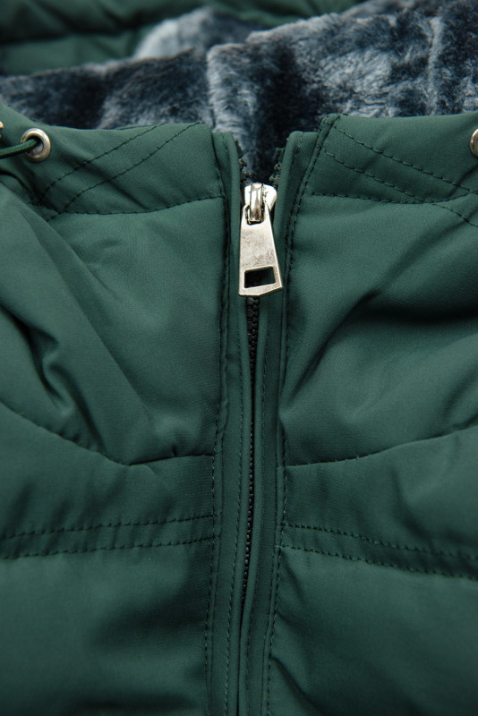 Giacca invernale verde con peluche grigio