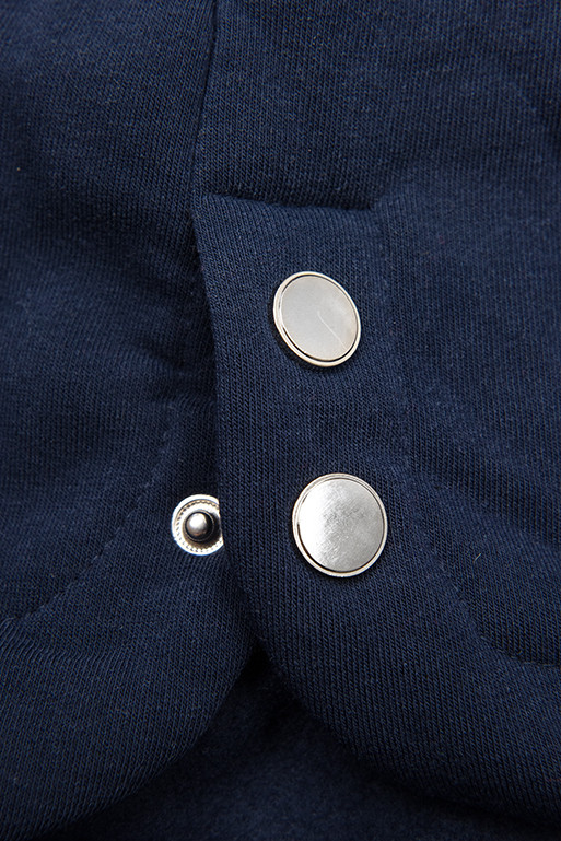 Felpa blu scuro estesa con cappuccio