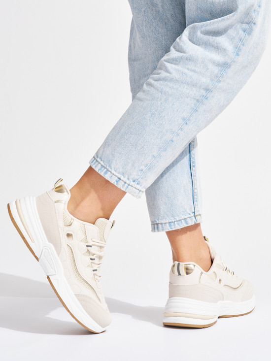 Scarpe sportive beige da donna con suola spessa