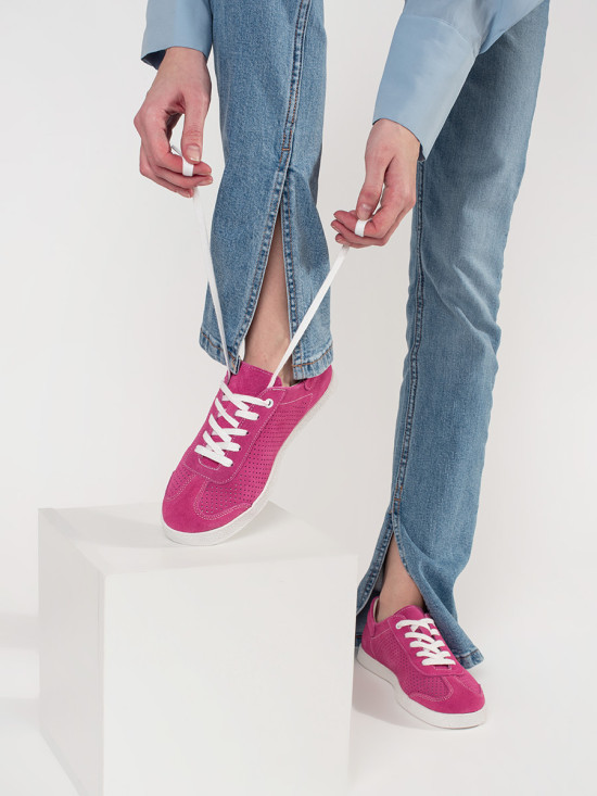 Sneakers rosa traforati in pelle naturale