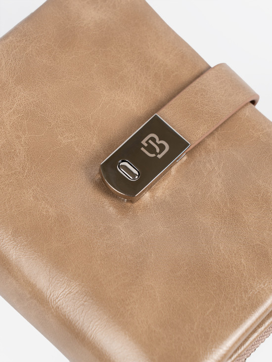 Portafoglio elegante beige