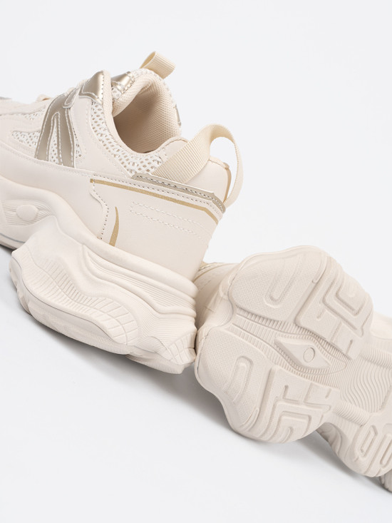 Sneakers Beige Chiaro con Suola Spessa