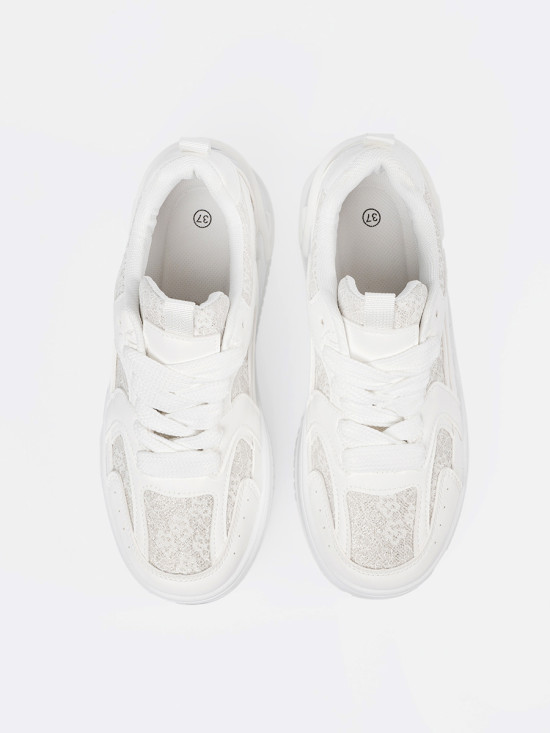 Sneakers bianche con pizzo