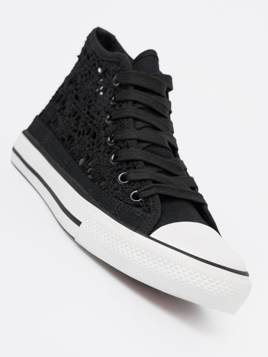 Sneakers nere perforate