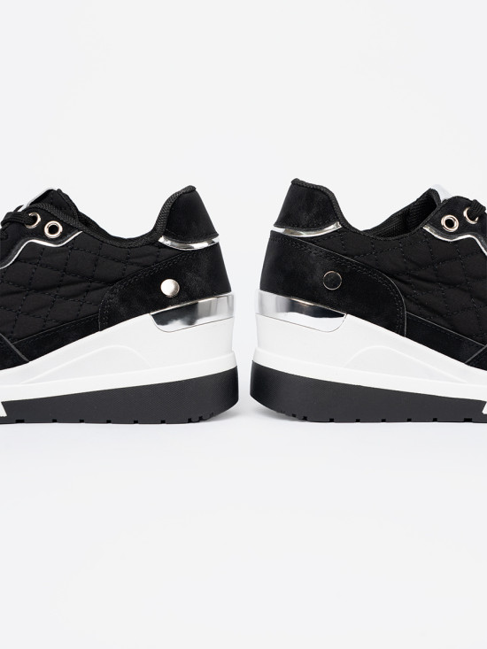 Sneakers nere da donna con zeppa