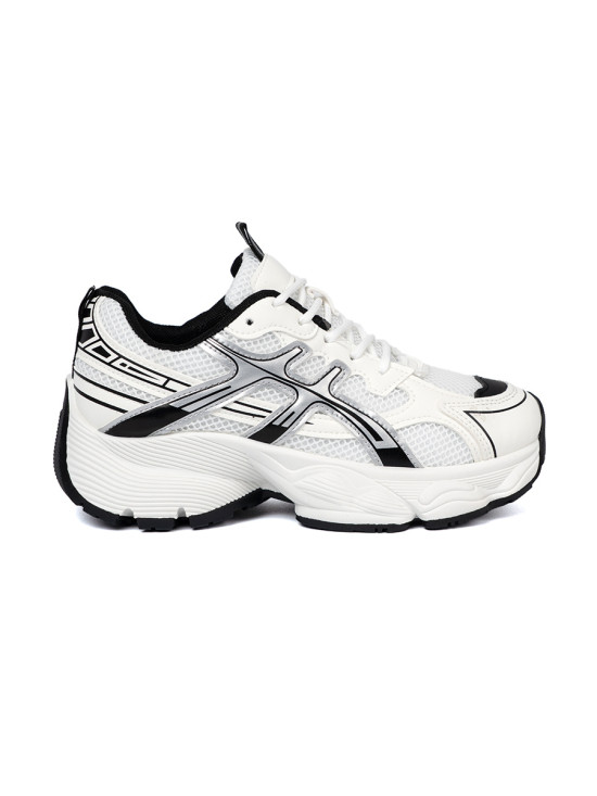 Sneakers bianche e nere comode con rete