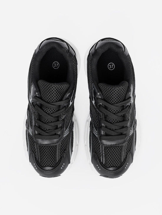 Sneakers nere con rete e suola bianca