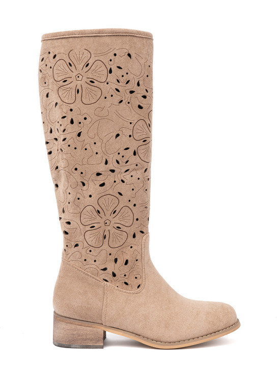Stivali beige in suede sopra il ginocchio