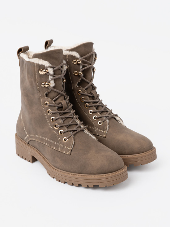 Stivaletti eleganti beige con suola spessa