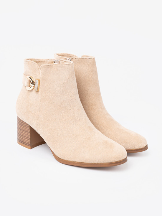 Stivaletti eleganti in beige chiaro