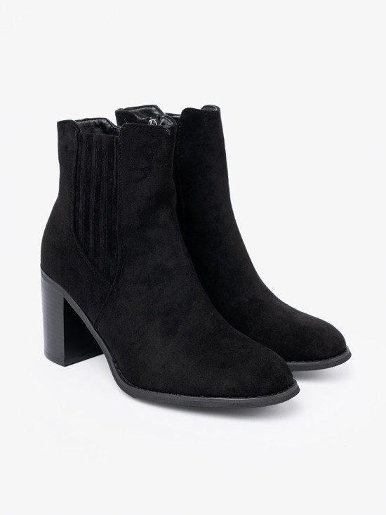 Stivaletti neri in suede con tacco a blocco