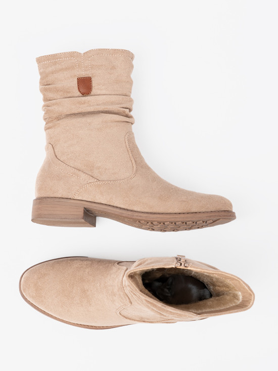 Stivaletti beige con gambale arricciato