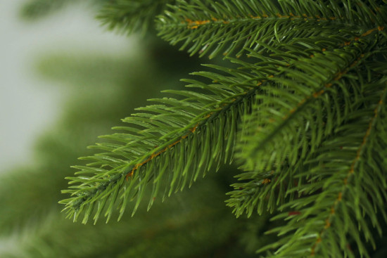 Umjetno drvce Prirodna smreka ROYAL 120 cm