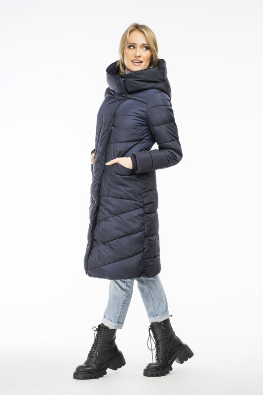 Giacca invernale blu scuro con colletto alto