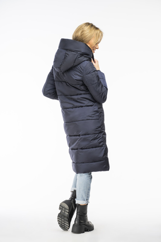 Giacca invernale blu scuro con colletto alto