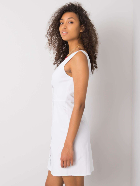 Vestito bianco con bottoni