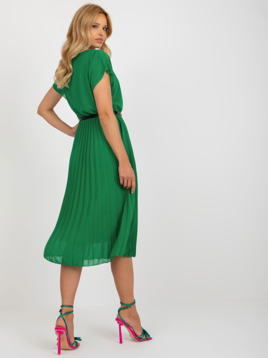 Abito plissettato verde scuro con maniche corte