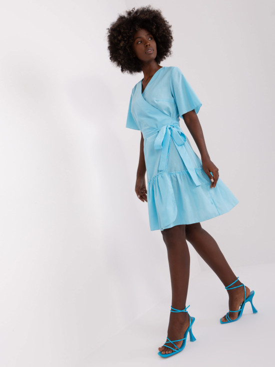 Abito in cotone azzurro chiaro con ruffle