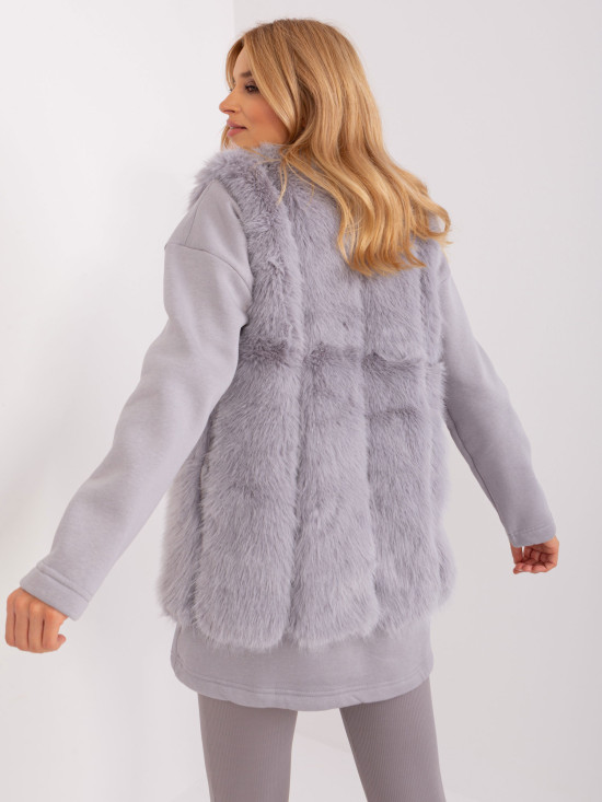 Gilet in pelliccia grigia con fodera