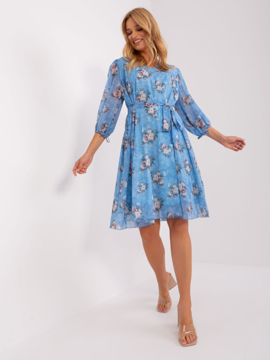 Abito oversize blu con stampa floreale
