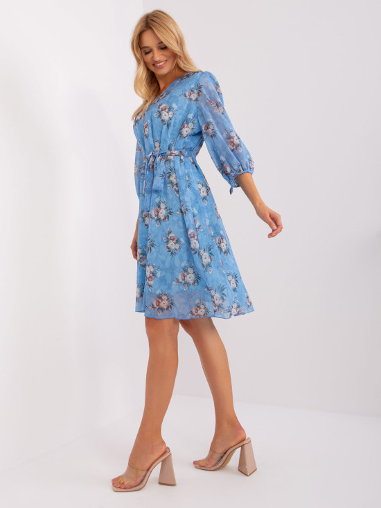 Abito oversize blu con stampa floreale