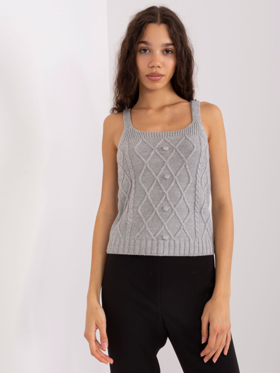 Completo grigio lavorato a maglia con lana