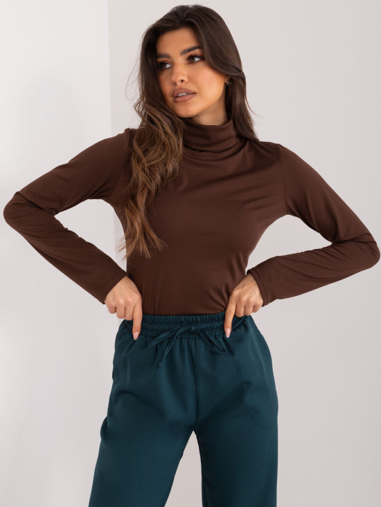 Elegante blusa marrone con colletto