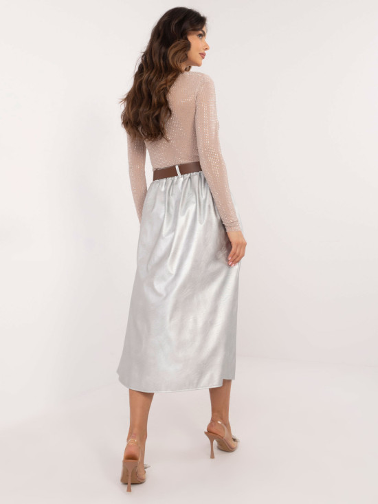 Elegantna srebrna midi suknja