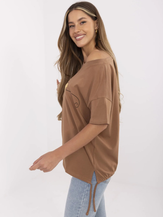 T-shirt elegante a maniche corte in beige