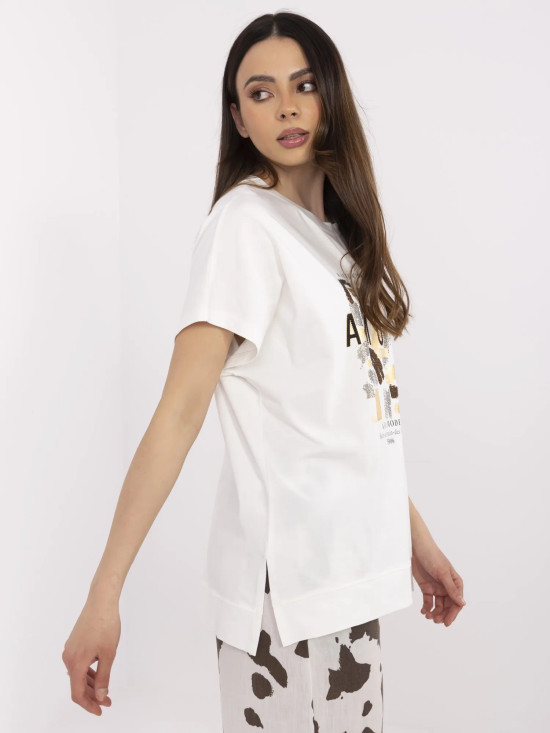 Elegantna bluza s aplikacijom