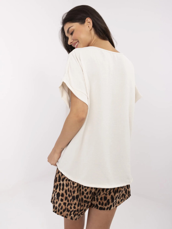 Bež komplet s kratkim rukavima i životinjskim uzorkom
