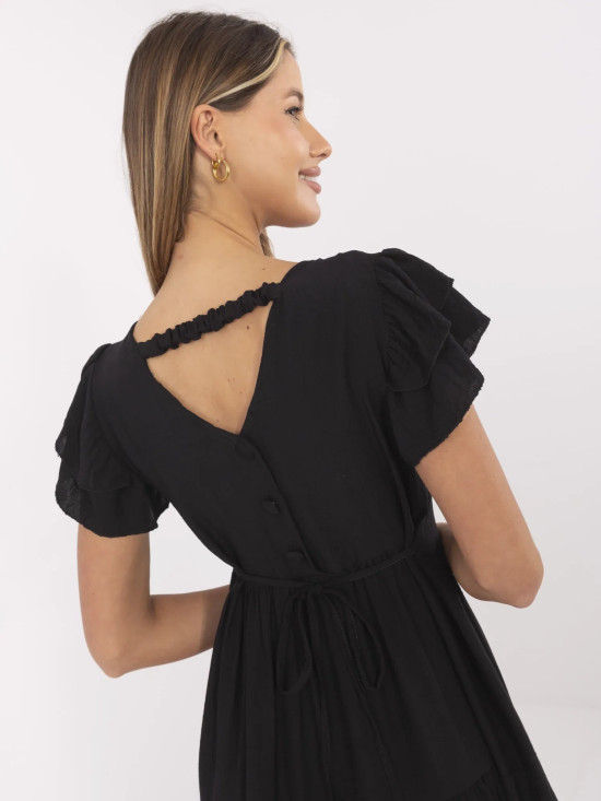 Elegante abito nero svasato