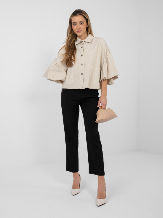 Bež kratka traper jakna s volanom