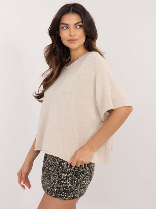 Maglione beige elegante con maniche 3/4