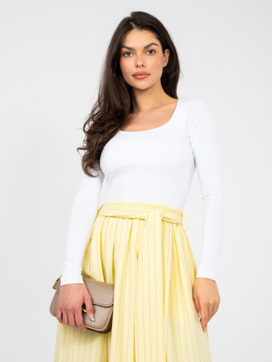 Blusa bianca a maniche lunghe con fodera