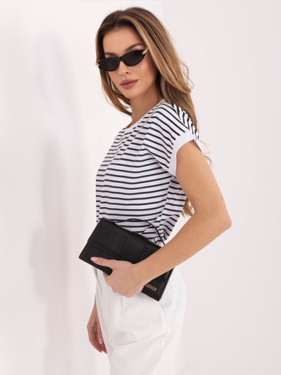 T-shirt a righe bianche e blu navy a manica corta
