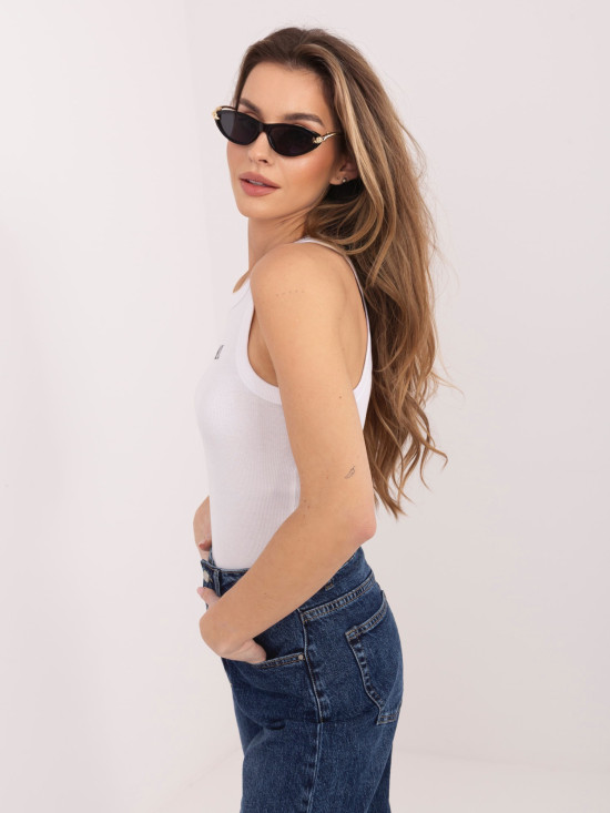 Top bianco in cotone con ricamo e scritta