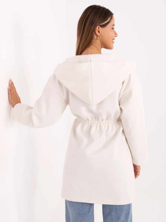 Cappotto bianco primaverile con cappuccio e cintura